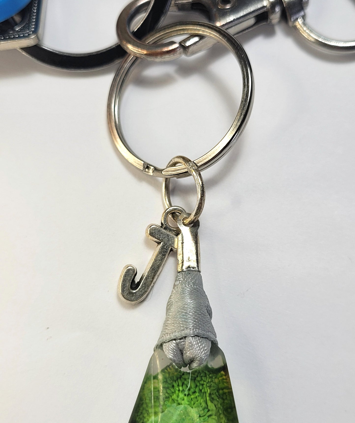Green Turtle Keyring - The Cerulean Wolf