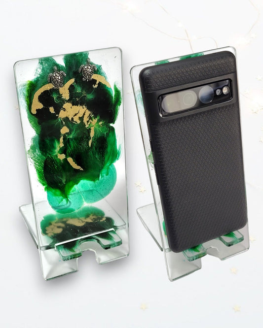 Green Turtle Phone Stand - The Cerulean Wolf